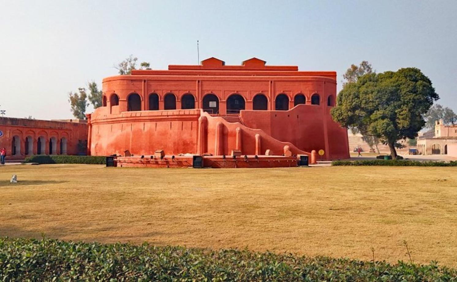Hotel Rv Golden Amritsar Eksteriør bilde