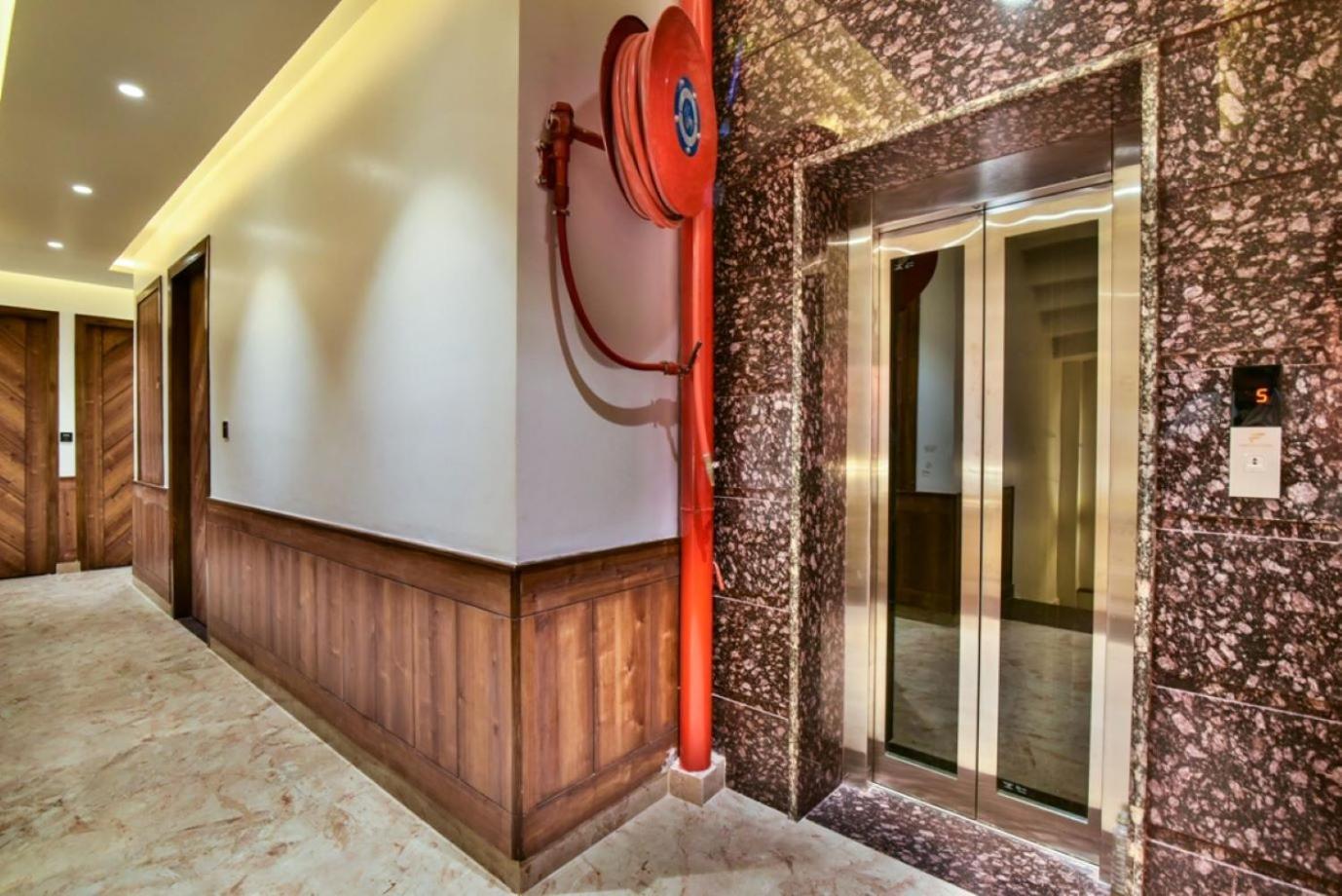 Hotel Rv Golden Amritsar Eksteriør bilde